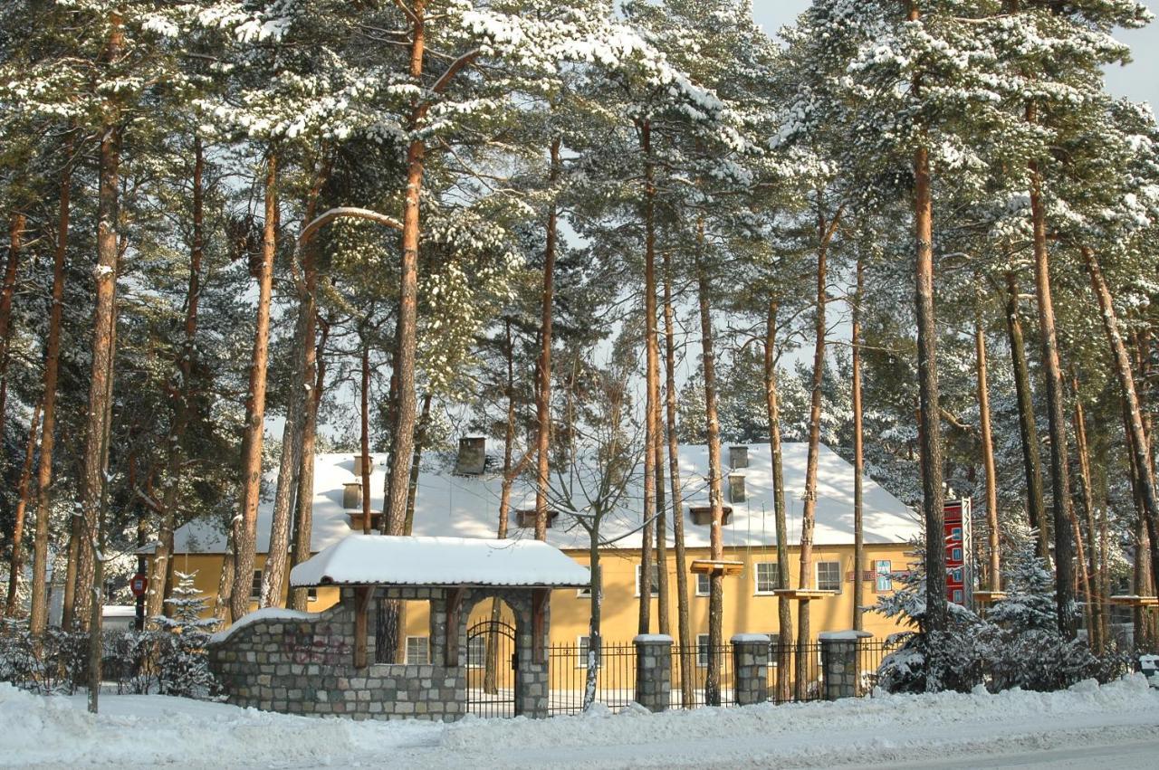 Gosciniec Borne Sulinowo - Byla Baza Wojskowa Exterior foto